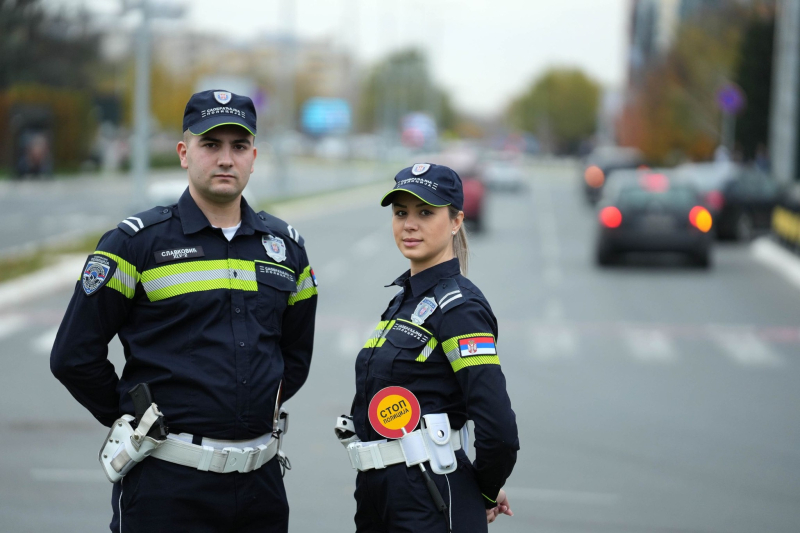 Pred uskršnje praznike, kada je pojačan intenzitet saobraćaja na putevima, najvažnije je da na odredište stignemo bezbedno.