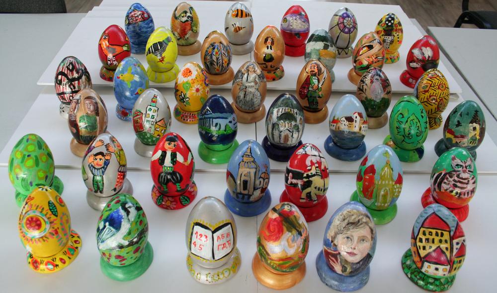 Predivan ukras, ali i divno humano delo: Ne propustite prodaju keramičkih uskršnjih jaja!