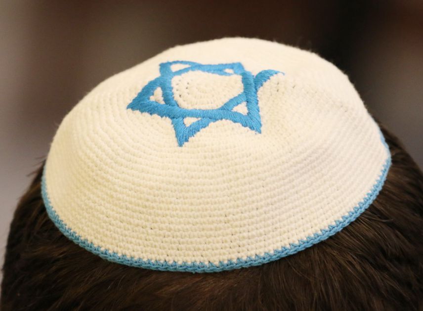 Predsednik Izraela šokiran savetom nemačkog političara da Jevreji ne nose kapice