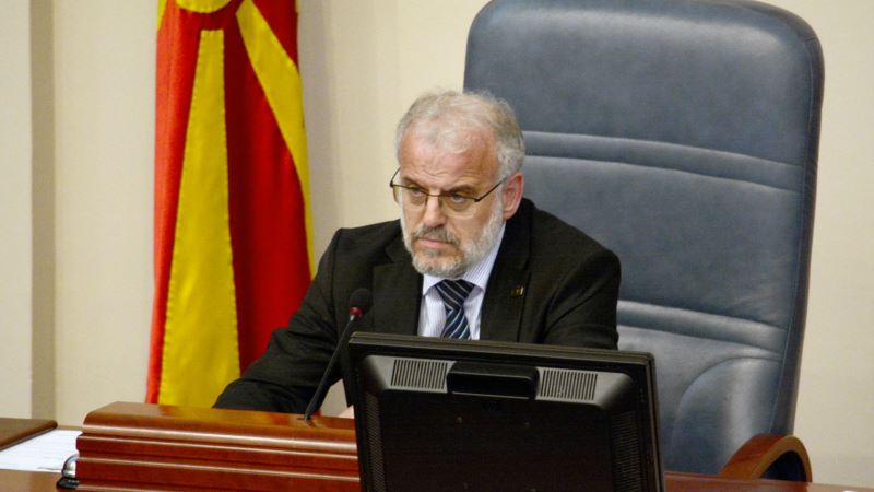 Predsednik Parlamenta Makedonije potpisao Zakon o jezicima