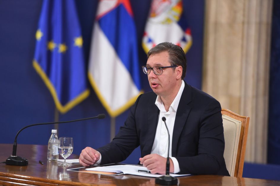 Vučić: Nemamo više gde pacijente, protesti u Beogradu i Novom Sadu razlog širenja zaraze