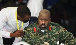 Predsednik Ugande otpustio sina sa mesta komandanta posle uvredljivih tvitova