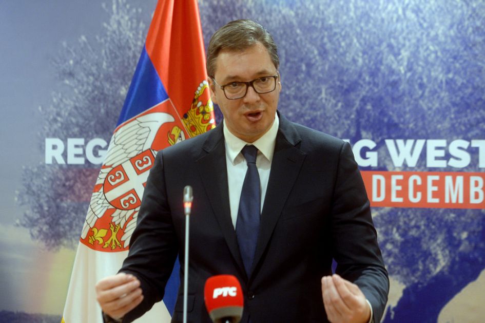 Vučić: Sigurna budućnost samo sa dualnim obrazovanjem