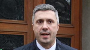 Predsednik Vučić nije bio na suđenju po tužbi Boška Obradovića
