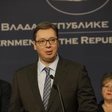 Predsednik Vučić se upisao u Knjigu žalosti povodom smrti Kola