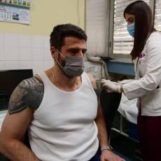 Predsednik opštine Novi Beograd Aleksandar Šapić primio vakcinu protiv korona virusa (VIDEO)