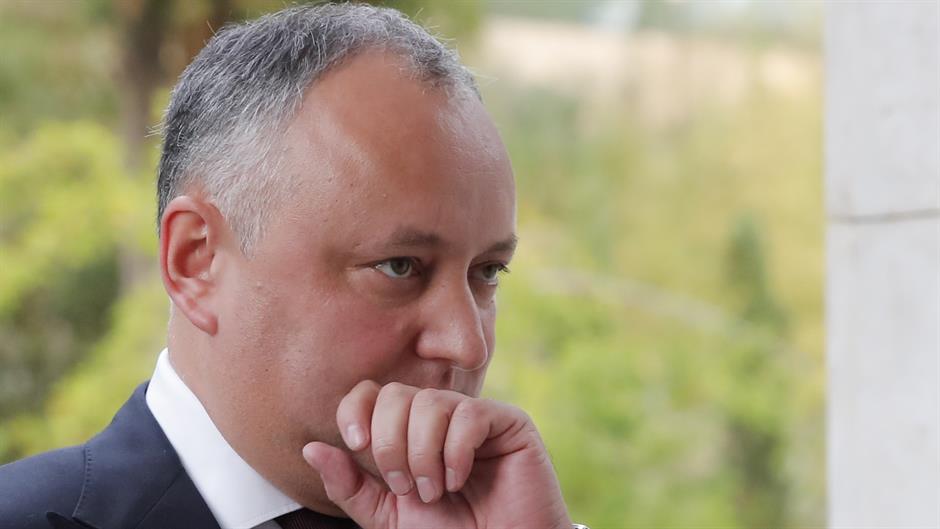 Predsedniku Moldavije preti suspenzija