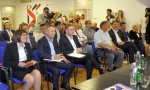 Predsedništvo SNS utvrdilo IZBORNU LISTU: Otkrivamo koliko mandata ide PUPS-u i Ljajiću, šansa pružena i MLADIMA