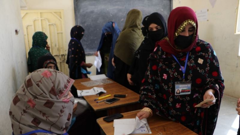Avganistan: Zatvorena birališta, veliki broj žalbi na neregularnosti 