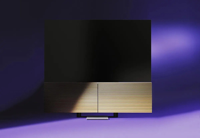 Predstavljamo vam ultraluksuzni 8K TV koji košta koliko i Porše