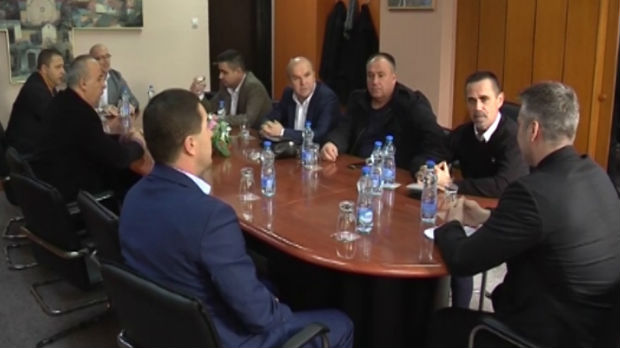 Predstavnici kosovskih opština o smeni Ljubomira Marića