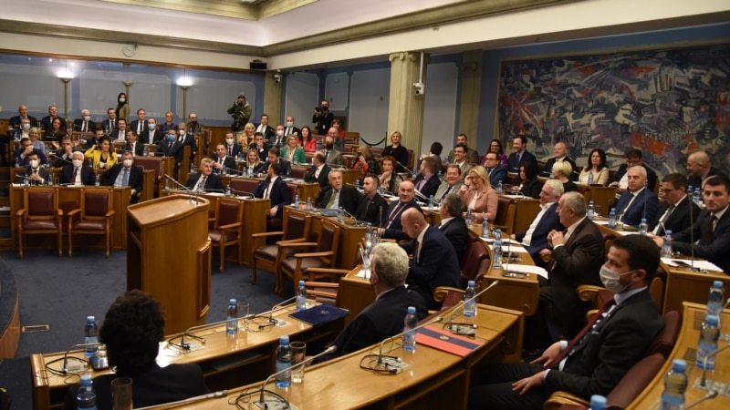 Pregovori o novoj Vladi Crne Gore u sjenci uslovljavanja i protesta