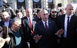 
					Prekinuta sednica Skupštine Kosova u znak podrške Haradinaju 
					
									