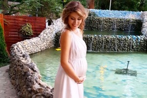 Prelepa trudnica: Tamara Dragičević blista u trudnoći