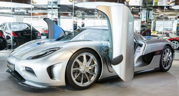 Prelepi Koenigsegg Agera traži vlasnika