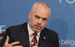 
					Premijer Albanije najavio podršku Preševu i Bujanovcu 
					
									