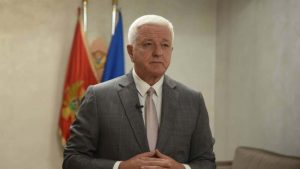 Premijer Crne Gore: Nećemo smanjivati plate