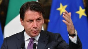 Premijer Italije Đuzepe Konte podneo ostavku
