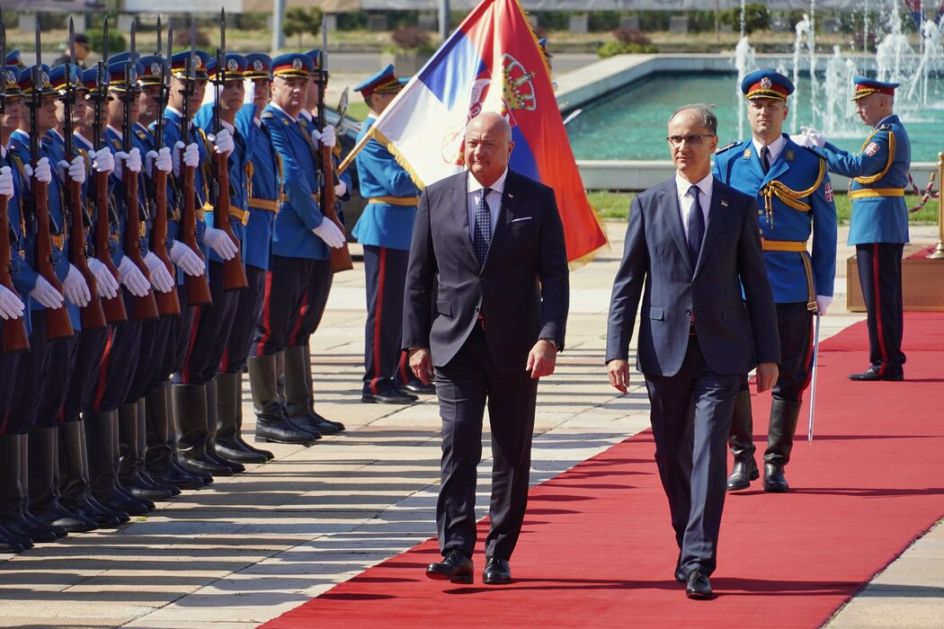 Premijer Macut dočekao austrijskog kancelara Kristijana Štokera ispred Palate Srbija