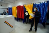 Premijer Rumunije proglasio pobedu vladajuće stranke; Ankete: neizvesno