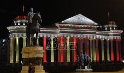 Premijera mjuzikla posvećenog Tošetu Proeskom večeras u Skoplju (VIDEO)