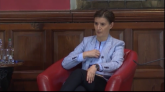 Premijerka sa studentima o Titu, Kosovu, gej pravima VIDEO