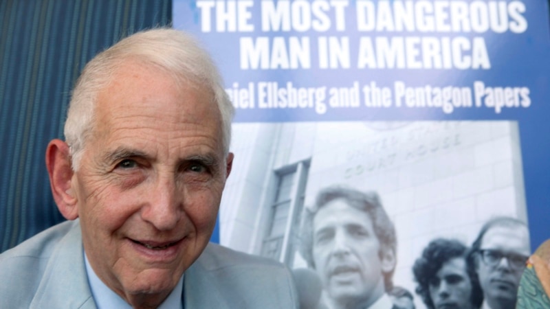Preminuo Daniel Ellsberg, uzbunjivač koji je objavio Pentagonske papire