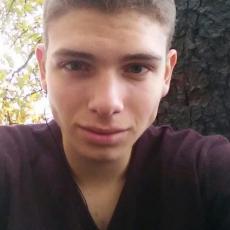 Preminuo Luka (23) iz Jagodine: Otišao na operaciju ciste na zubu, a vraća se u mrtvačkom sanduku (FOTO)