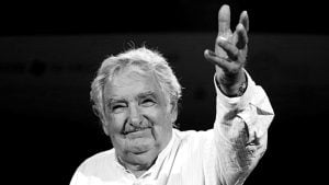 Preminuo je Hose Muhika: Vozio je svoju vremešnu „bubu“, bio najsiromašniji predsednik na svetu, u Srbiji ga ugostili Kusturica i Vučić