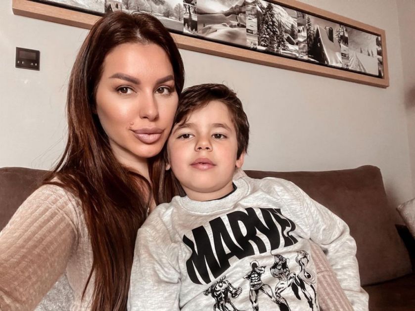 Preplakala sam ceo dan: Iz doma Seke Aleksić stigle srceparajuće vesti o sinu Jovanu (FOTO)