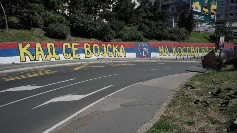 Preteći grafiti u Beogradu prizivaju vojsku na Kosovu bez reakcije države 