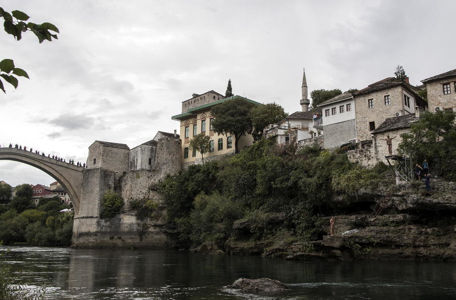 Pretnje i poruke mržnje Srbima u Mostaru