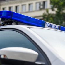 Pretučen deka (73) na Novom Beogradu: Mladići ga napali nasred ulice, potom mu ukrali torbicu sa novcem