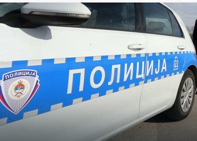 Prevrnula se cisterna na putu Lukavica-Trnovo, vozač povređen