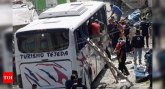 Prevrnuo se autobus, poginulo najmanje devet hodočasnika FOTO