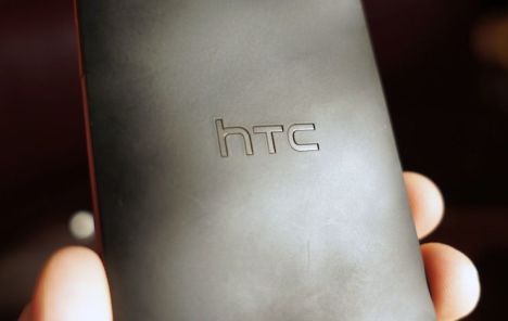 Prihodi HTC-a potonuli 80,7%