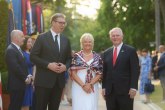 Prijem u Ambasadi SAD povodom Dana nezavisnosti: Prisustvovali Vučić, Brnabić i patrijarh Porfirije FOTO