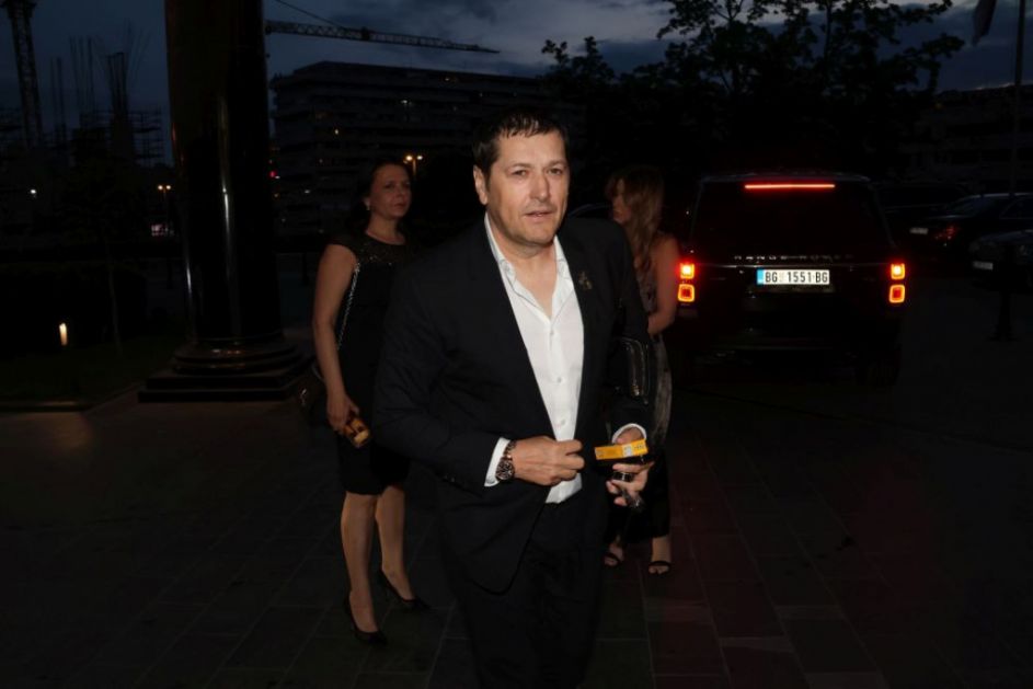 Princeza najglamuroznije večeri u Beogradu: Ćerka Aca Pejovića ukrala šou celoj estradi FOTO