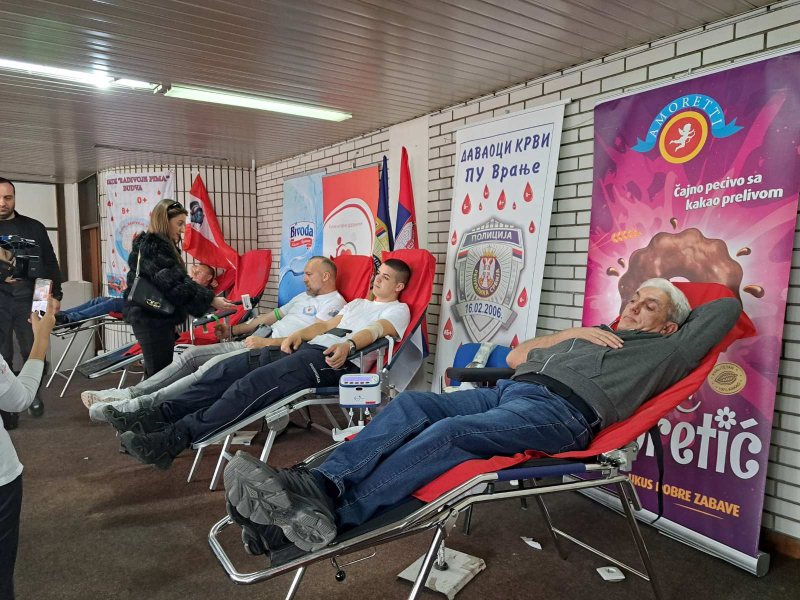 Pripadnici Policijske uprave u Vranju organizovali akciju dobrovoljnog davanja krvi