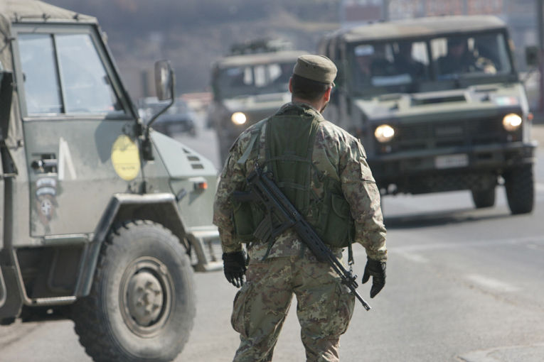 Prištinske separatističke snage upale u severnu Kosovsku Mitrovicu