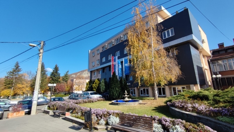 Pristup opštinskim zgradama prvi izazov novih gradonačelnika u opštinama na severu Kosova 