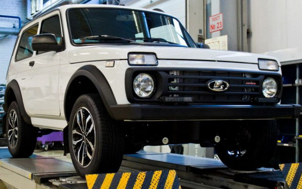 Prodaja novih putničkih automobila u Rusiji pala za više od 28 odsto