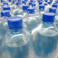Prodavac će nam vraćati novac za upotrebljene plastične flaše? Evo kako će funkcionisati depozitni sistem u trgovinama