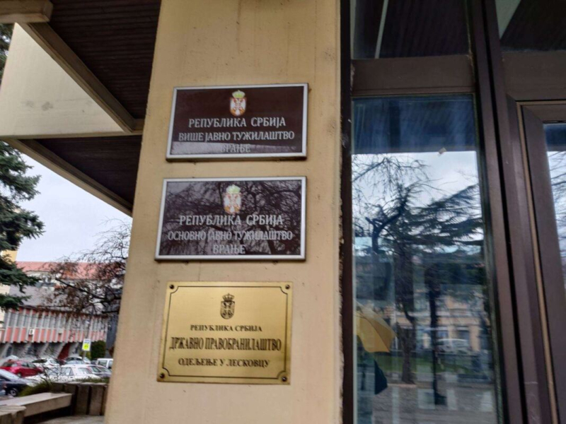 Produžen pritvor muškarcu koji je pucao u Neradovcu i ranio drugog