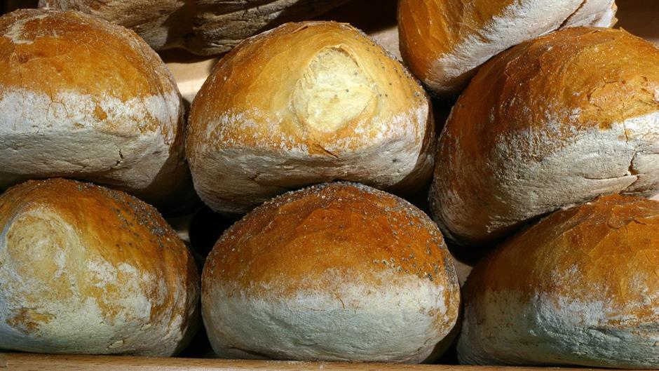 Proizvođač iz Sente kažnjen jer je prodavao jeftin hleb