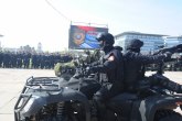 Promocija mladih policajaca: Oklopna vozila na NBG / FOTO