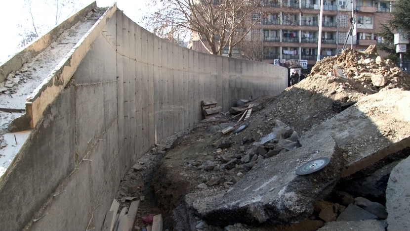 Pronađeno rešenje za zid u Kosovskoj Mitrovici