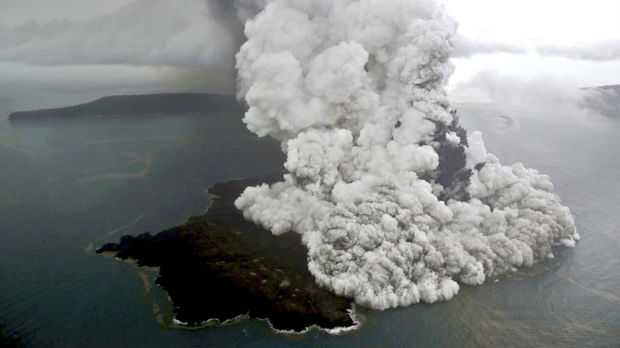 Proradio Anak Krakatau, tresla se i Džakarta