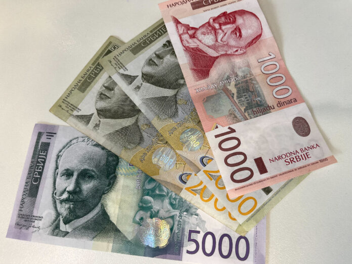 Prosečna plata u Nišu i Pirotu „prebacila“ 100.000 dinara, u Leskovcu tek nešto veća od 81.000