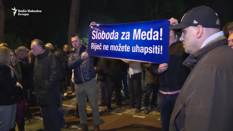 Protest DF-a ispred Skupštine Crne Gore